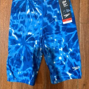 NWT - Speedo Vibrant Blue Rash Guard - boys 10